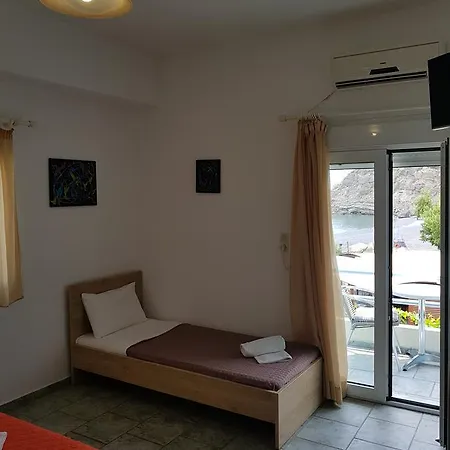阿吉亚夫提亚旅馆 招待所 阿依弗西亚