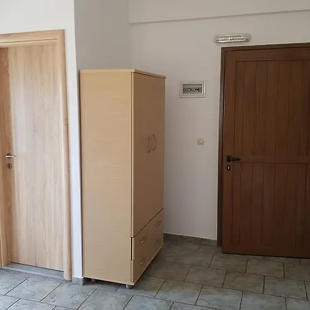 בית הארחה Agia Fotia 2*